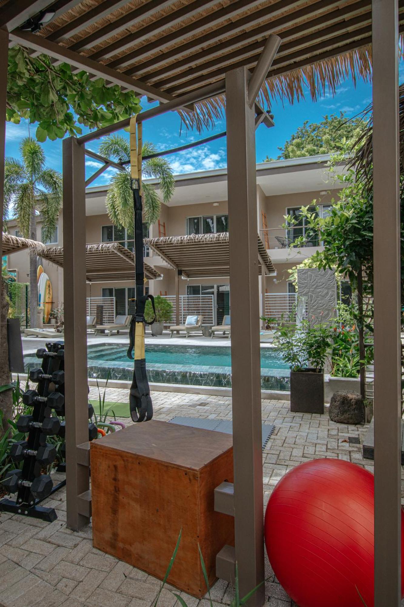 Tamarindo Bay Suites - Self Check In, Adults Only エクステリア 写真